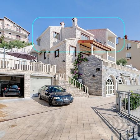 Apartments With Pool Vrdoljak Omiš Zewnętrze zdjęcie