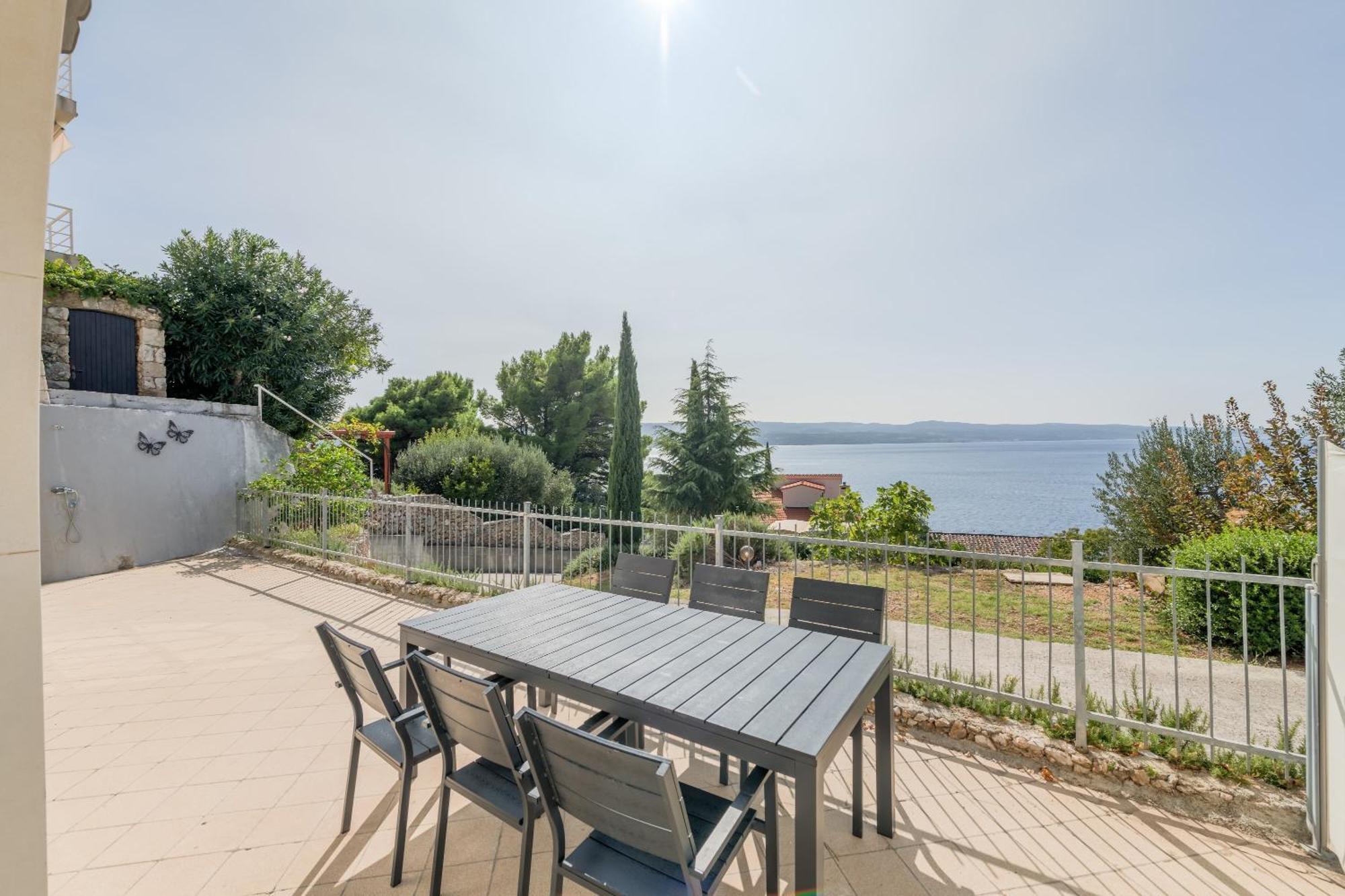 Apartments With Pool Vrdoljak Omiš Pokój zdjęcie