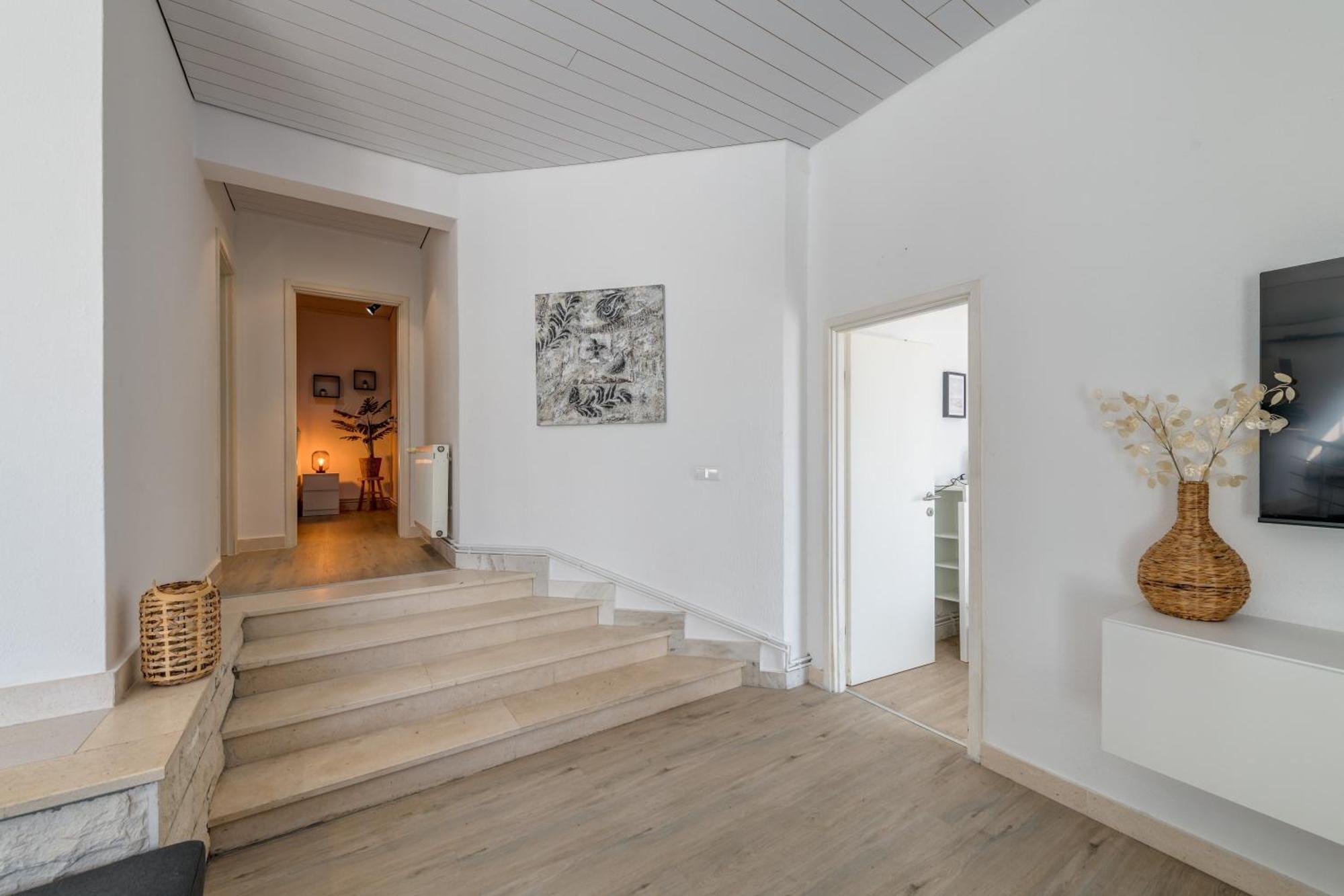 Apartments With Pool Vrdoljak Omiš Pokój zdjęcie