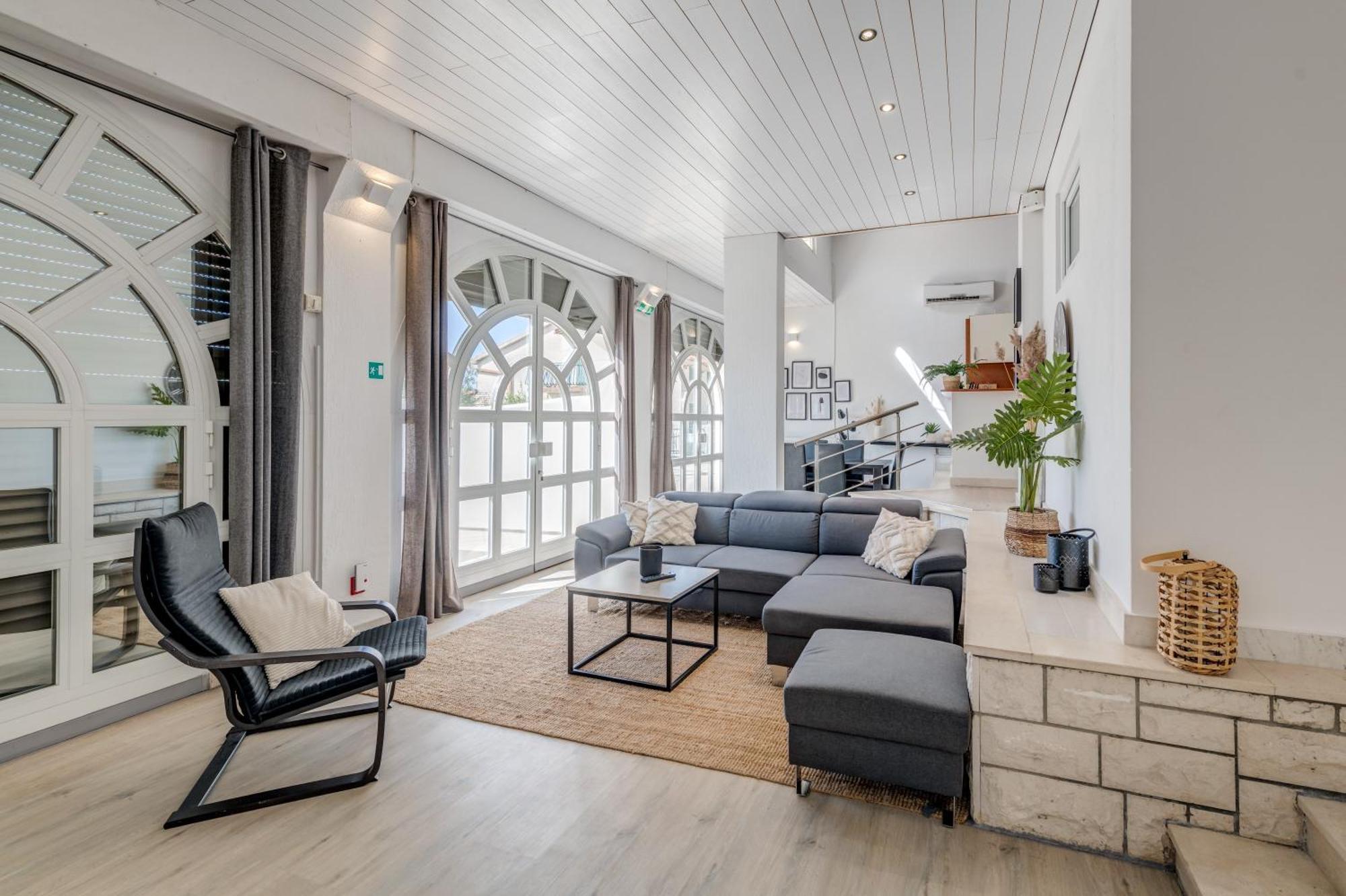 Apartments With Pool Vrdoljak Omiš Pokój zdjęcie