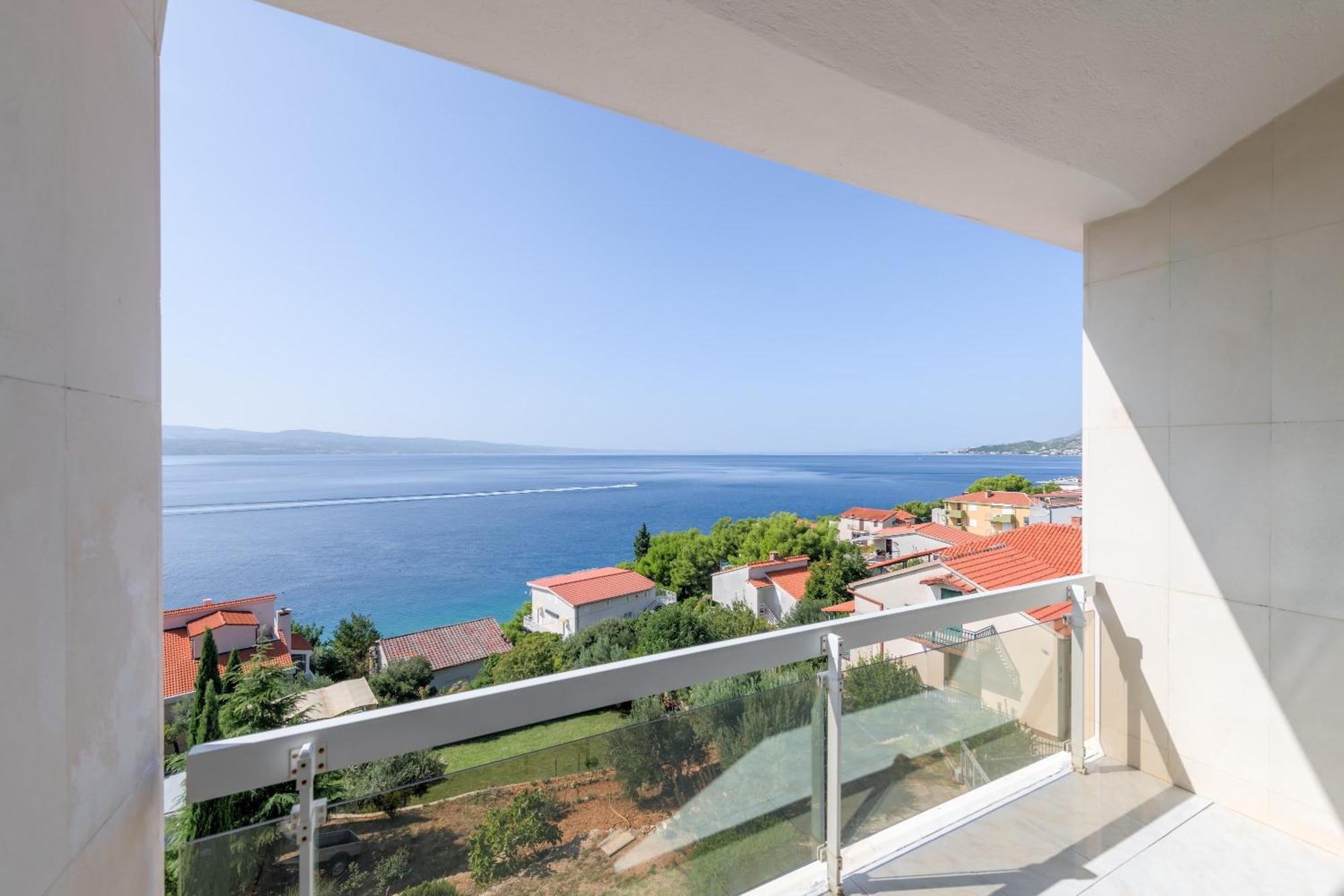 Apartments With Pool Vrdoljak Omiš Pokój zdjęcie