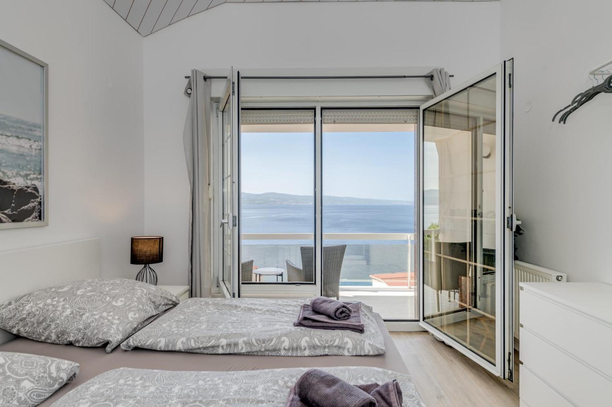 Apartments With Pool Vrdoljak Omiš Pokój zdjęcie