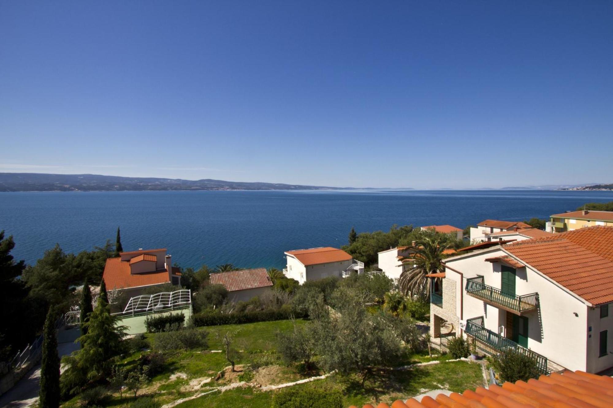Apartments With Pool Vrdoljak Omiš Pokój zdjęcie
